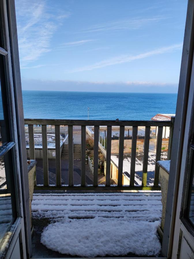 Les Galets Bleus Bed & Breakfast Етрета Екстериор снимка