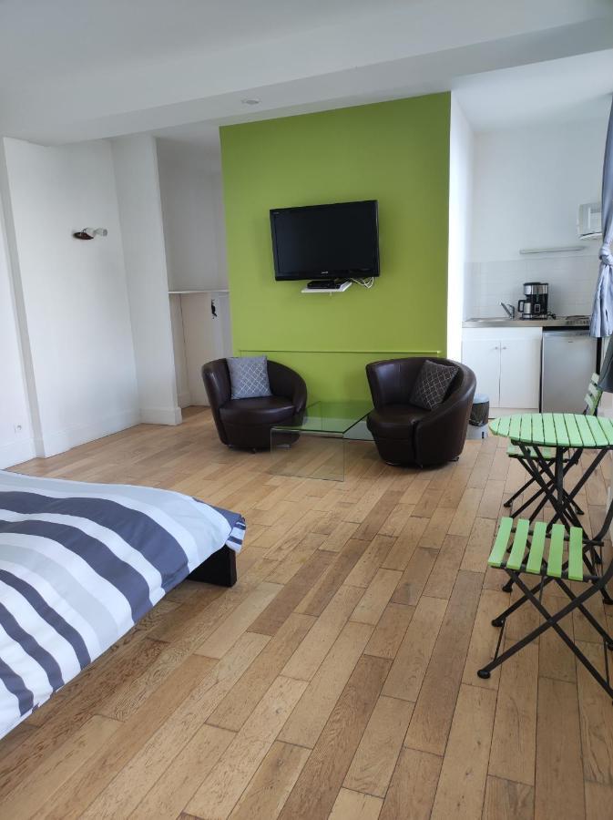 Les Galets Bleus Bed & Breakfast Етрета Екстериор снимка