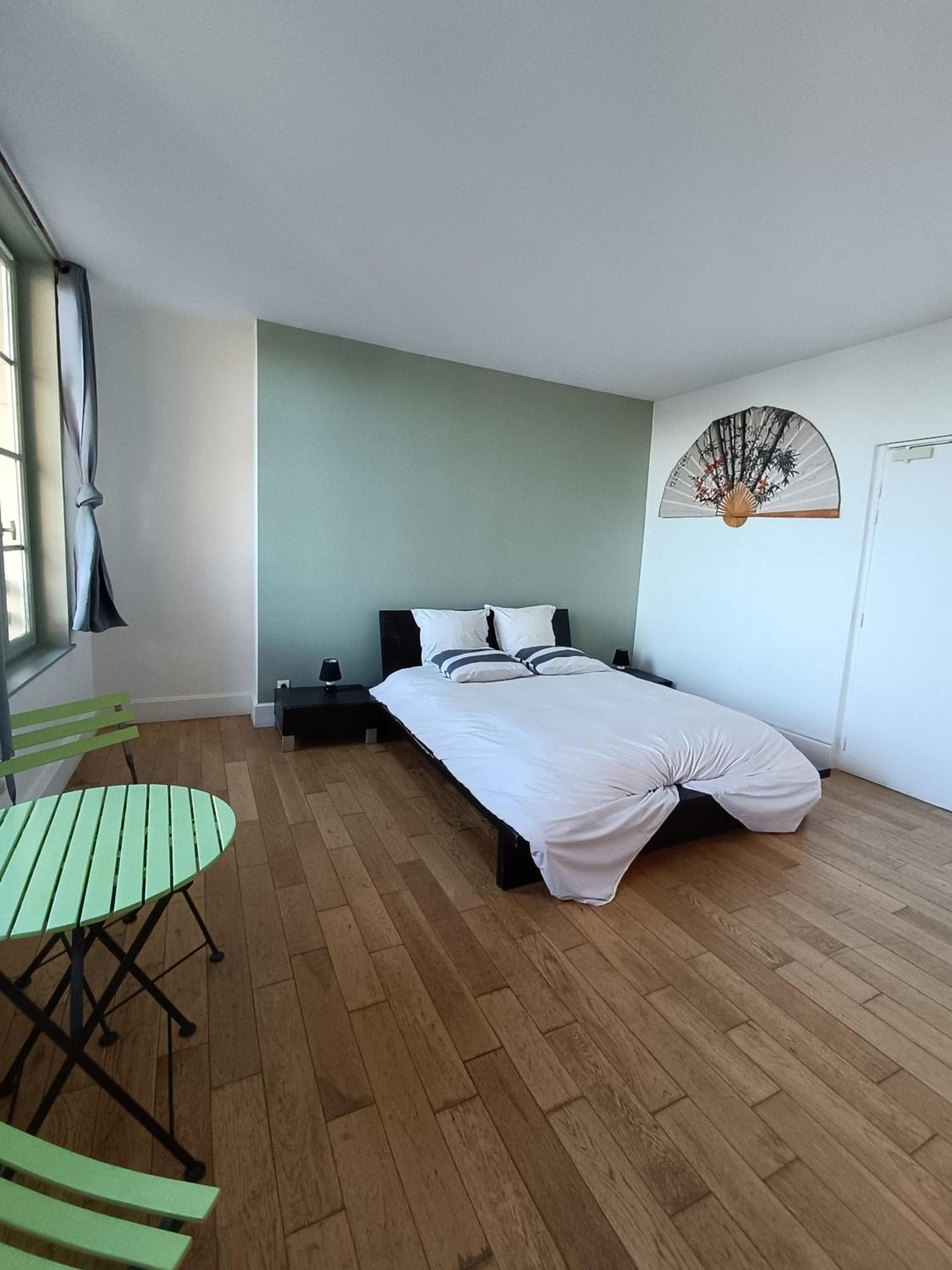 Les Galets Bleus Bed & Breakfast Етрета Стая снимка