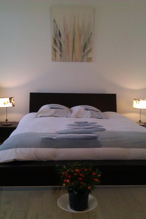 Les Galets Bleus Bed & Breakfast Етрета Стая снимка